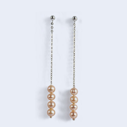 Pearl drop earrings